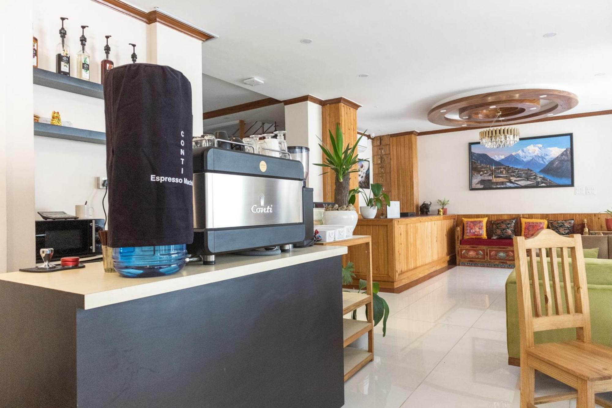 Hotel Yakroo Manang Kathmandu Luaran gambar